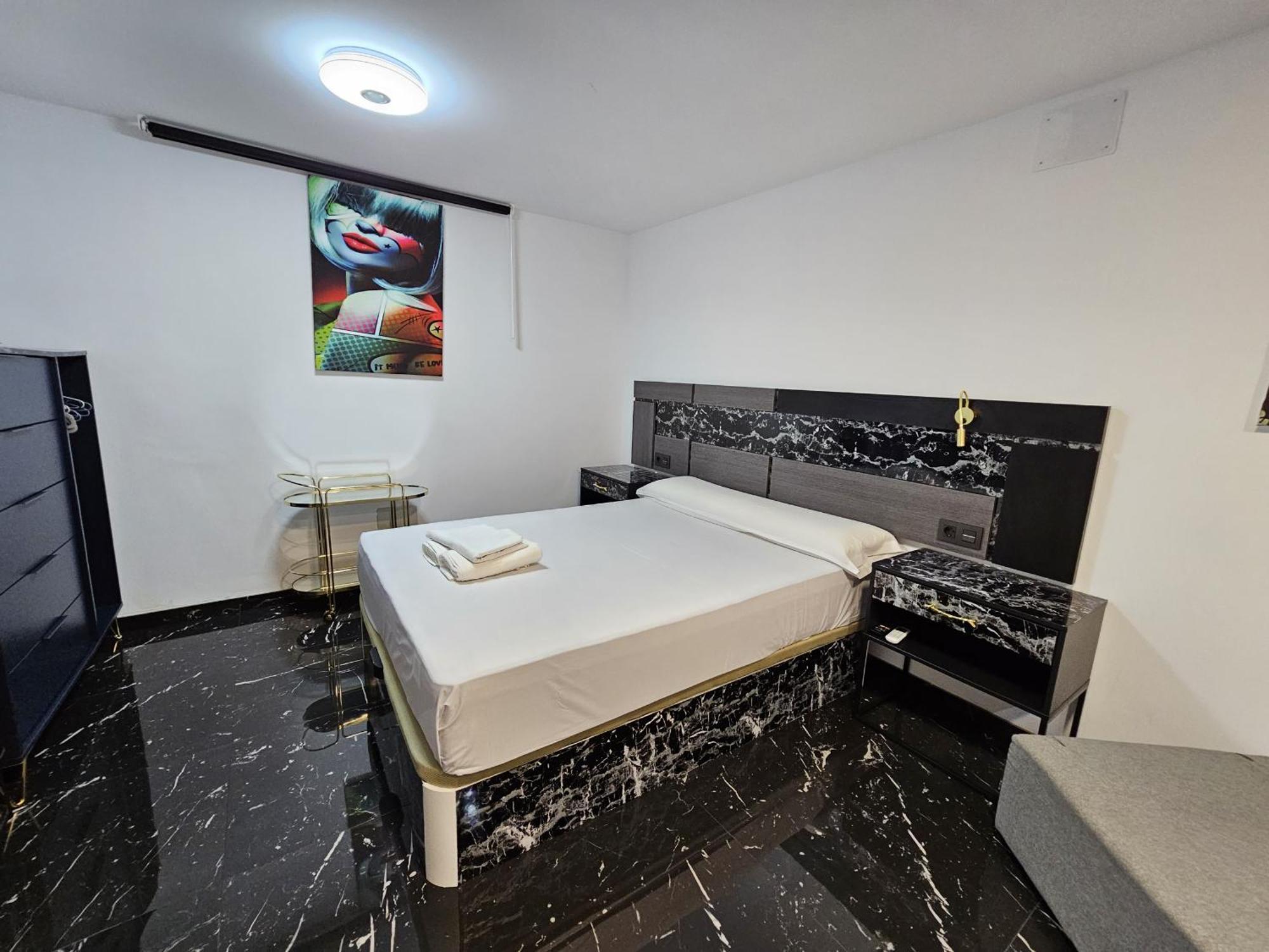 Apartamentos Benidorm Black Екстериор снимка
