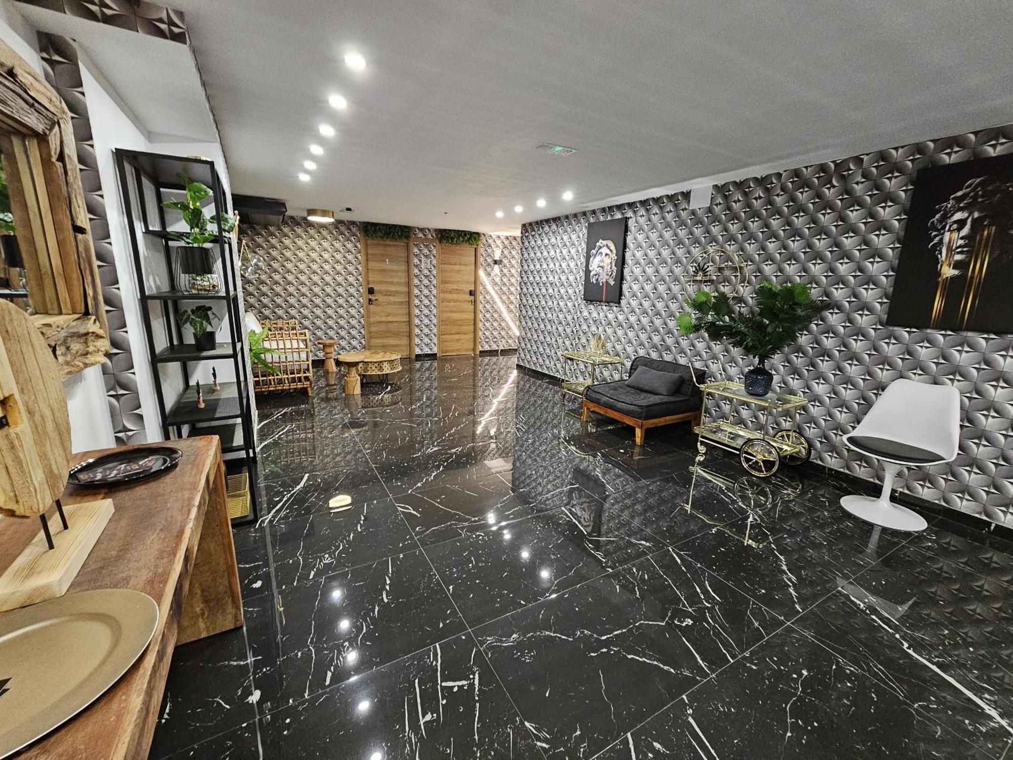 Apartamentos Benidorm Black Екстериор снимка